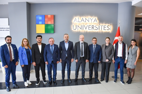 Doğanın İzinde: Çevre ve İklim Bilinciyle Geleceği Zirvesi