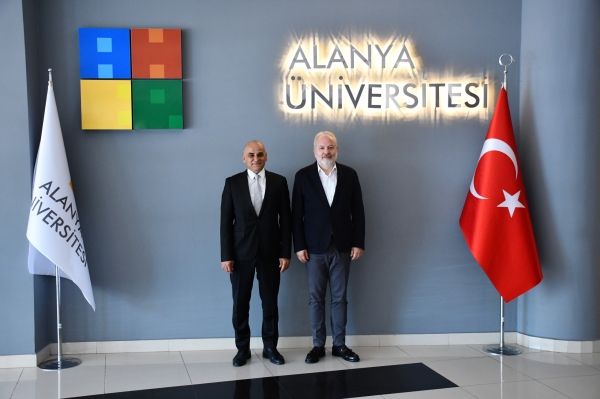 Alanya Gençlik ve Spor İlçe Müdürü Sayın Emre Kıldırgıcı’dan Rektörümüz Prof. Dr. Turan Sağer’e Ziyaret