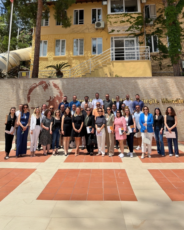 Turizm ve İşletme Bölümlerinden Dış Paydaş Toplantısı