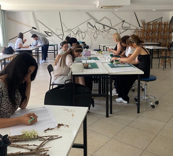 Doğadan ilhamla İç Mekan Duvar Panosu Tasarımı workshop etkinliğimizi gerçekleştirdik.