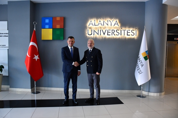 Alanya Kaymakamı Sn. Dr. Fatih Ürkmezer’den Veda Ziyareti
