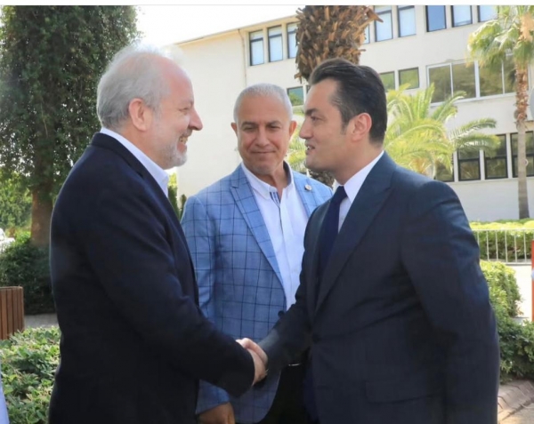 Alanya Kaymakamlığı görevine yeni atanan Şakir Öner Öztürk için Düzenlenen Karşılama Törenine