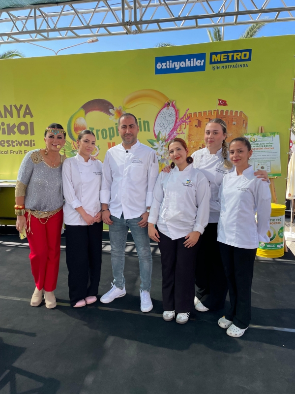 Alanya 4. Tropikal Meyve Festivali'nde Öğrencilerimiz Bölümümüzü Başarıyla Temsil Ettiler