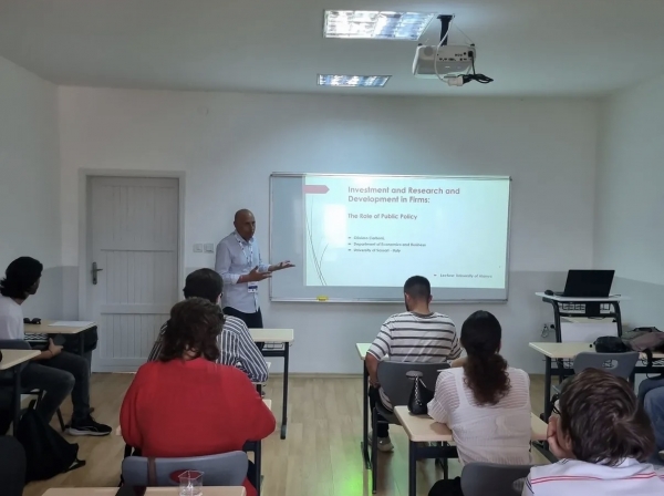 Business Talks:"Firmalar ve Ekonomik Büyüme İçin Ar-Ge Yatırımının Önemi"