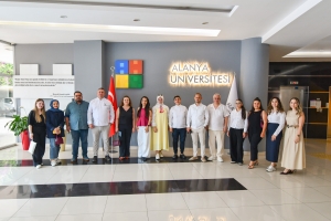 Alanya Üniversitesi’nde Sektörün Öncüleri Buluştu: Aşçılık Programı Geniş Katılımlı "Dış Paydaş Toplantısı" Gerçekleşti