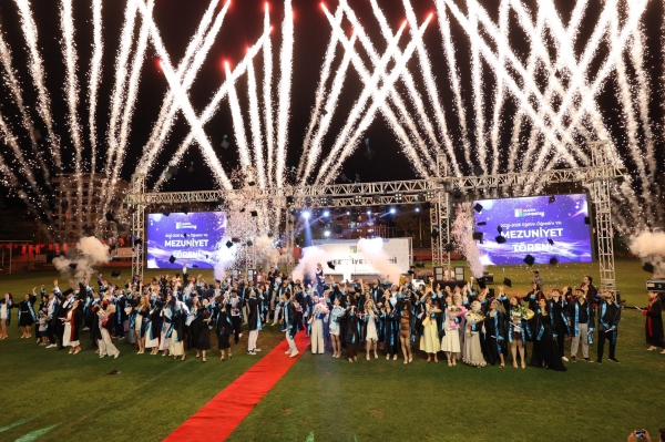 Alanya Üniversitesi Aşçılık Programı 2025-2026 Akademik Yılı Mezunları Kep Attı