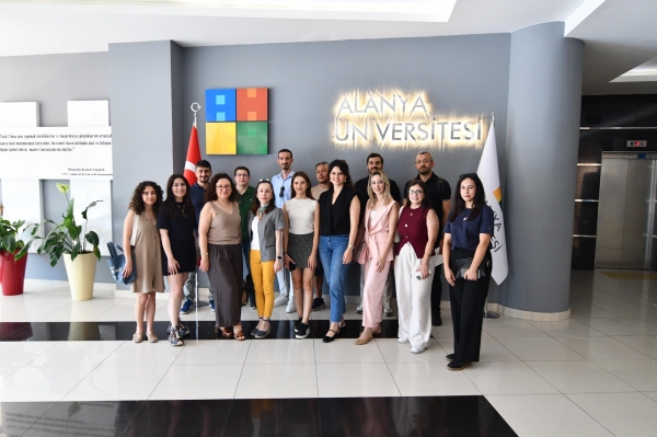 Alanya Üniversitesi Sağlık Bilimleri Fakültesi Fizyoterapi ve Rehabilitasyon Bölümümüz Dış Paydaş Toplantısını gerçekleştirdi.