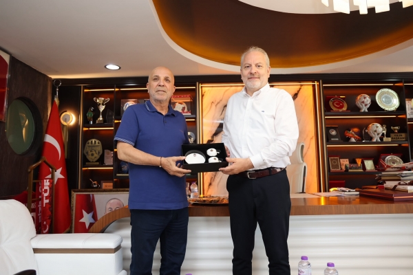 Alanya Üniversitesi Rektörü Prof. Dr. Turan Sağer’den Corendon Alanyaspor Kulübü’ne Ziyaret