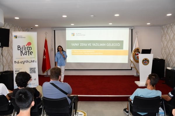 Alanya Üniversitesi Bilim Kafe’de Geleceğin Teknolojileri Ve Meslekleri Konuşuldu