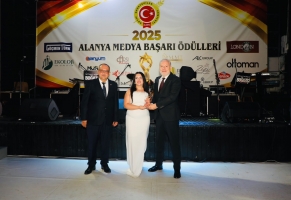 Alanya Üniversitesi Rektörü Prof. Dr. Turan Sağer, Alanya Medya Başarı Ödülleri Töreni’ne Katıldı