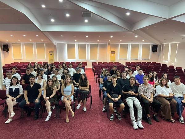 SCHOOL OF FOREIGN LANGUAGES PREPARATORY PROGRAM ORIENTATION MEETING