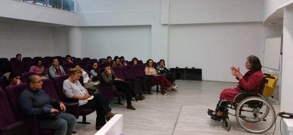 ZEYNEP ÖZBEK AHEP'TEYDİ
