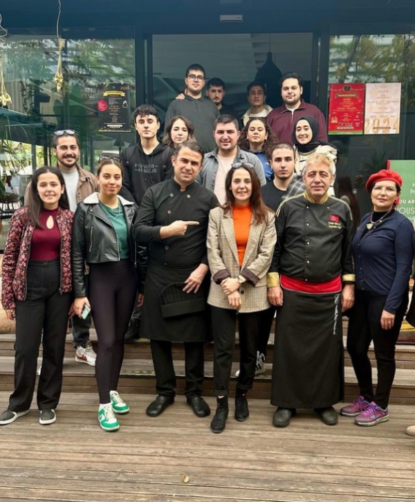 Teknik Saha Gezimizde Cook’s Club Alanya ve House of Bohem işletmelerini ziyaret ettik.