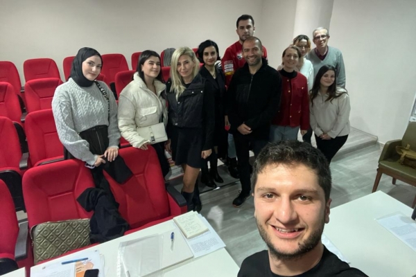 Mezuniyet Projesi Dersi Öğrenci Projeleri Gösterimi