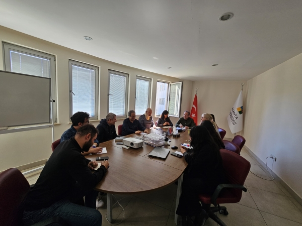Rektörümüz Prof. Dr. Mesut GÜNER, Gastronomi ve Mutfak Sanatları bölüm hocalarımız ile bir araya geldi.
