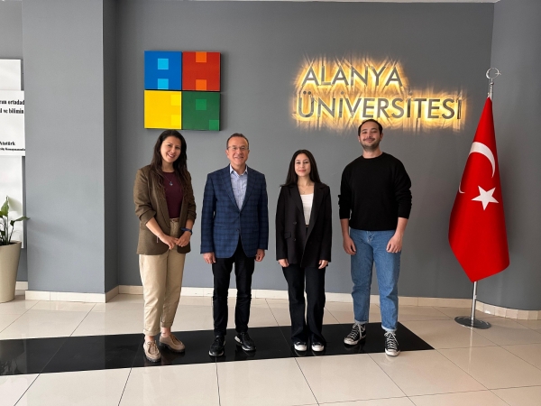 Alanya Üniversitesi’nin öğrencilerine TÜBİTAK desteği